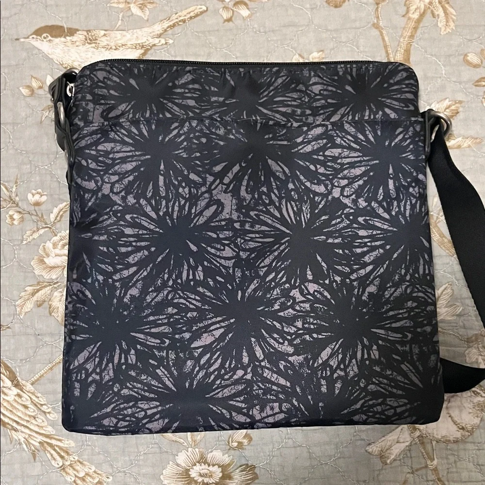 Baggalini GO BAG - No Wristlet - Picture 4 of 4